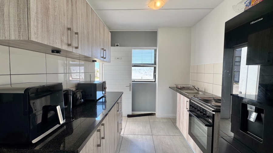 2 Bedroom Property for Sale in Aan de Wijnlanden Western Cape